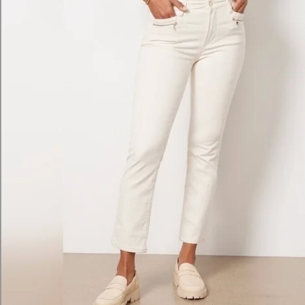 PAIGE luxury denim Cindy high-rise ecru with zip pockets Size 28